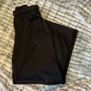 Nike Therma-Fit sweatpants